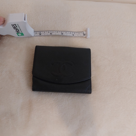 Authentic Chanel Caviar Compact Wallet - Picture 10 of 14